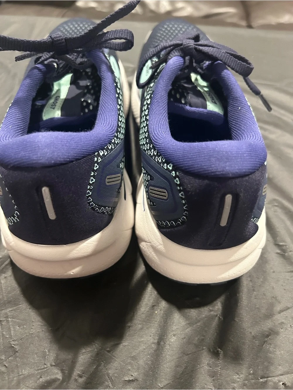 Brooks Ghost Women's Running Shoes - Navy with Mint Trim